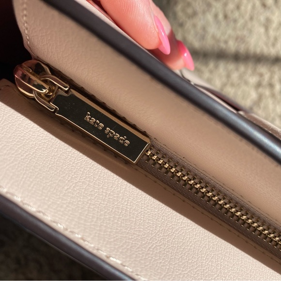 Kate Spade Tote Bag - Picture 8 of 14